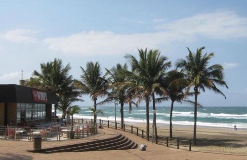 Margate Beach Apartment | Margate Granada 305