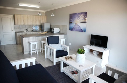 De Nova Apartment | Mari-Amor Self-Catering Apartments