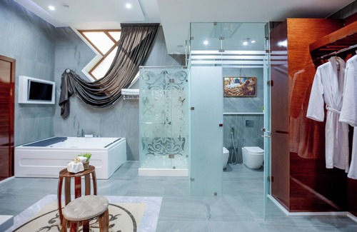 Novkhana Hotel | Mariana Trench Hotel & SPA