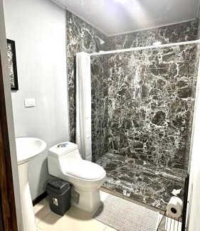 Villa Bonita Apartment | Marianas Apartments 5MIN SJO AIRPORT