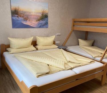 Rust Apartment | Marianna Apartments Weimer