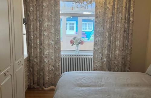 Bournemouth House | Maria’s