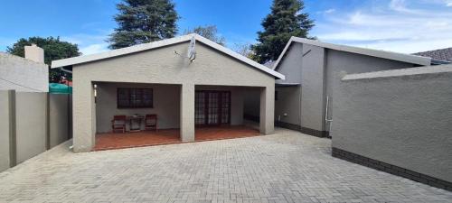 Germiston Apartment | Marielitsa Inn