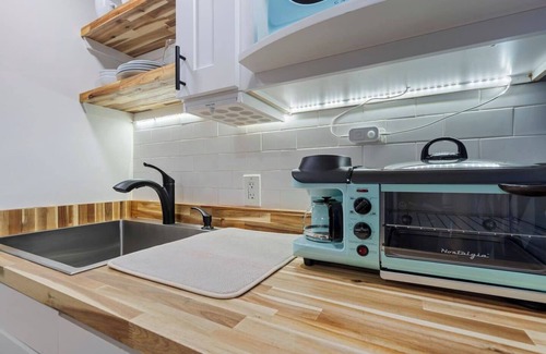 Marietta Apartment | Marietta Square Suites - Suite3 - Cozy Studio!