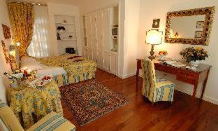 Florence House | Marignolle Relais & Charme - Residenza d'Epoca