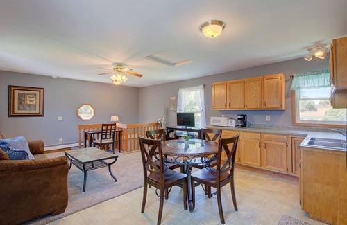 Lake City Apartment | Marigold Apartment - Cute Loft 5 Minutes to Marina