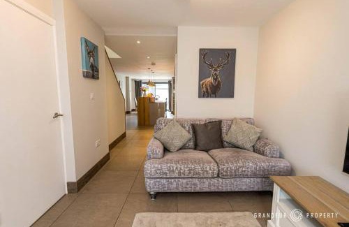 New Forest District House | Marigold Cottage by Grandeur Property