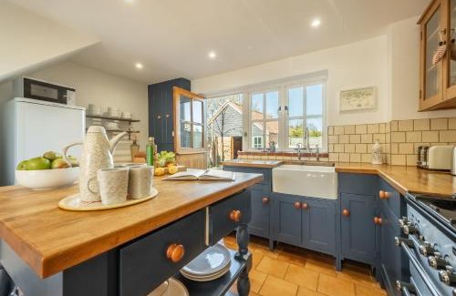 Docking House | Marigold Cottage