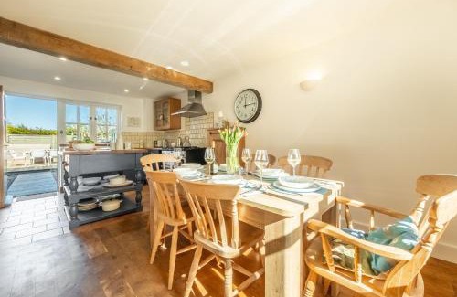 Docking House | Marigold Cottage
