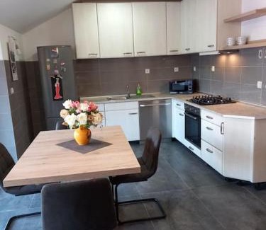 Medvinjak Apartment | Marija
