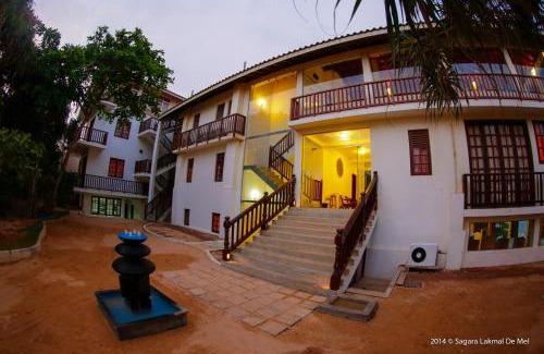 Hettimulla Hotel | Marina Bentota