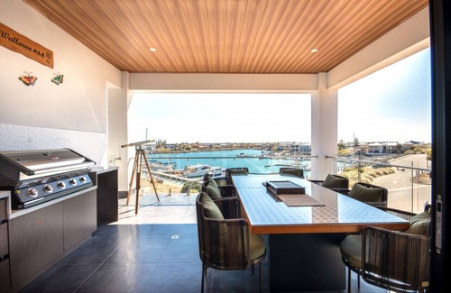 Wallaroo House | Marina Bliss - Luxury Home with Marina Views