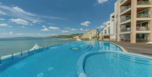 Balchik Apartment | Marina City ApartHotel