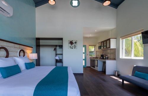Isla Mujeres Cabin | Marina Comodoro