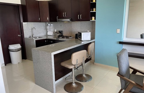 La Gloria Apartment | Marina del Rey