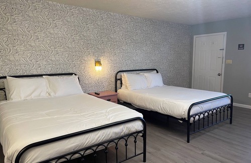 Cadiz Resort | Marina Hotel on Lake Barkley