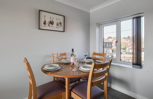 Horning Apartment | Marina Outlook