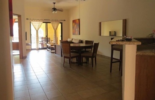 Centro Hotel | Marina Park Plaza Condos