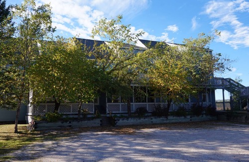 La Pointe Condo | Marina Point - Condo In Town