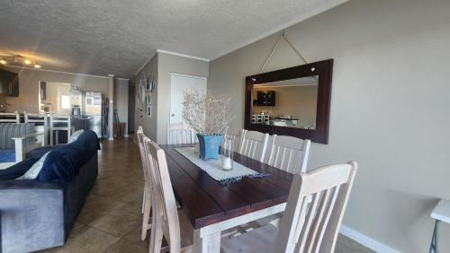 Port Owen Apartment | Marina Point Port Owen Water Edge Apartment