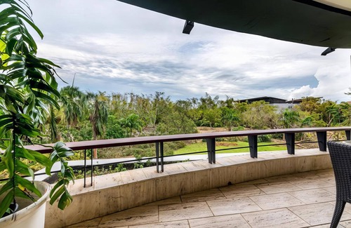 Casa de Campo Villa | Marina Pointe Apartments