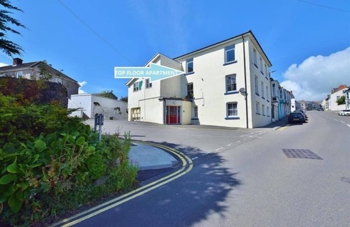 Neyland Apartment | Marina Reach Neyland, Flat with great sea views