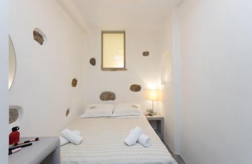 Koronos House | Marina's traditional stone house