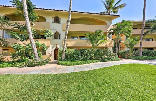 El Medano Ejidal Apartment | Marina Sol Los Cabos Haven - Walk to Medano Beach!