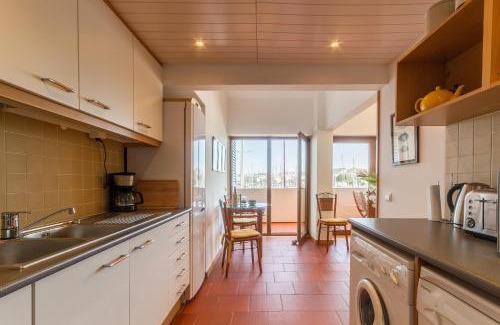 Telheiro Apartment | Marina Starboard Apartment, Lagos