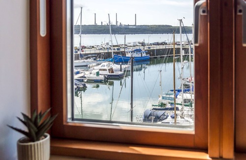 Milford Haven Apartment | Marina View - 3 Bedroom - Milford Haven
