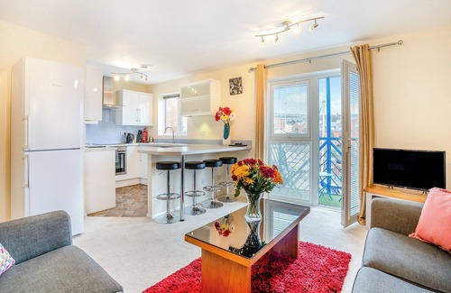 Castle Cottage | Marina View Apartment