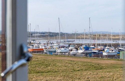 Amble Cottage | Marina View
