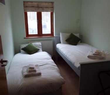 Milford Haven Apartment | Marina View