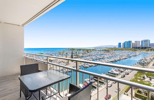Waikiki Hotel | Marina Views Studio - Ilikai, 941