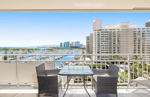Waikiki Hotel | Marina Views Studio - Ilikai, 941