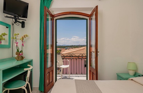 Santa Teresa di Gallura Hotel | Marinaro