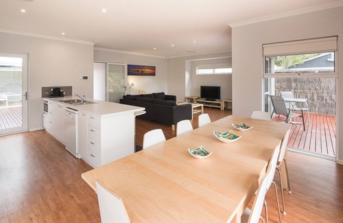 Geographe House | MARINE GEM - Best Kept Holiday Secret