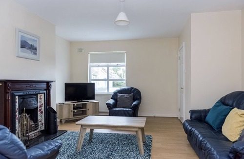 Bundoran House | Marine View Three Bedroom Townhouse