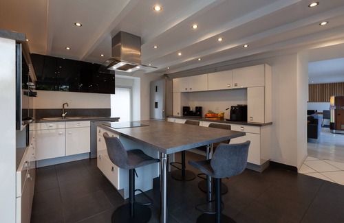 Plouguin Villa | * Marine Villa with Heated Indoor Pool.