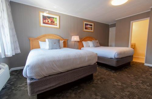 Lake George Resort | Marine Village Resort