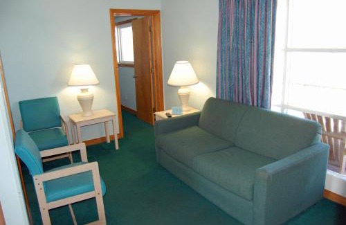 Kill Devil Hills Hotel | Mariner Inn And Suites
