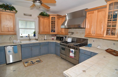 Summerland Key House | Mariners Cove - The Kraken House