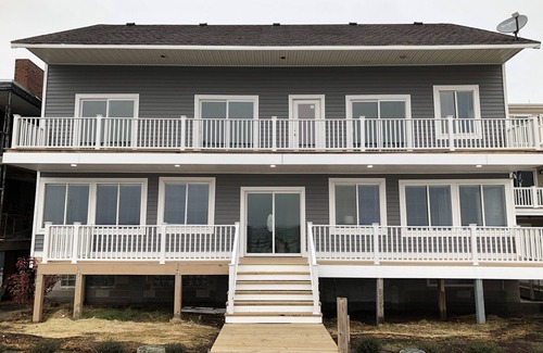 Norfolk Cottage | Mariners Cove Waterfront with Private Dock