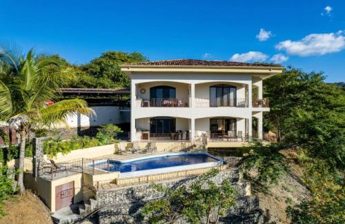Playa Hermosa House | Mariners Point B1