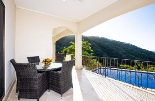 Playa Hermosa House | Mariners Point B1