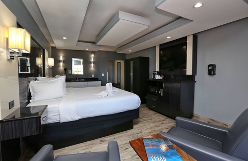 Old Town Hotel | Marion Motor Lodge