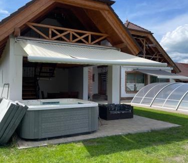 Balatonkeresztur House | Mariska