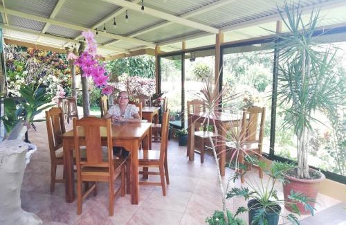 Nuevo Arenal Bed & Breakfast | Marita's Bed and Breakfast