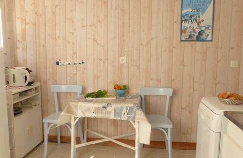 Baden Ski Chalet | Maritime cottage with exceptional sea view