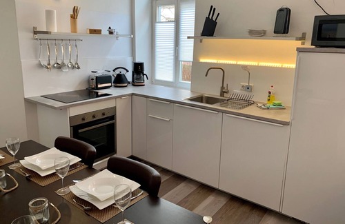 Rostock Apartment | Maritime holiday apartment NAUTICA, quiet and family-friendly in the middle of R
